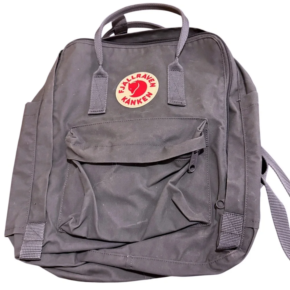 Fjallraven Kanken Classic Backpack Graphite Grey Water Resistant School Bag